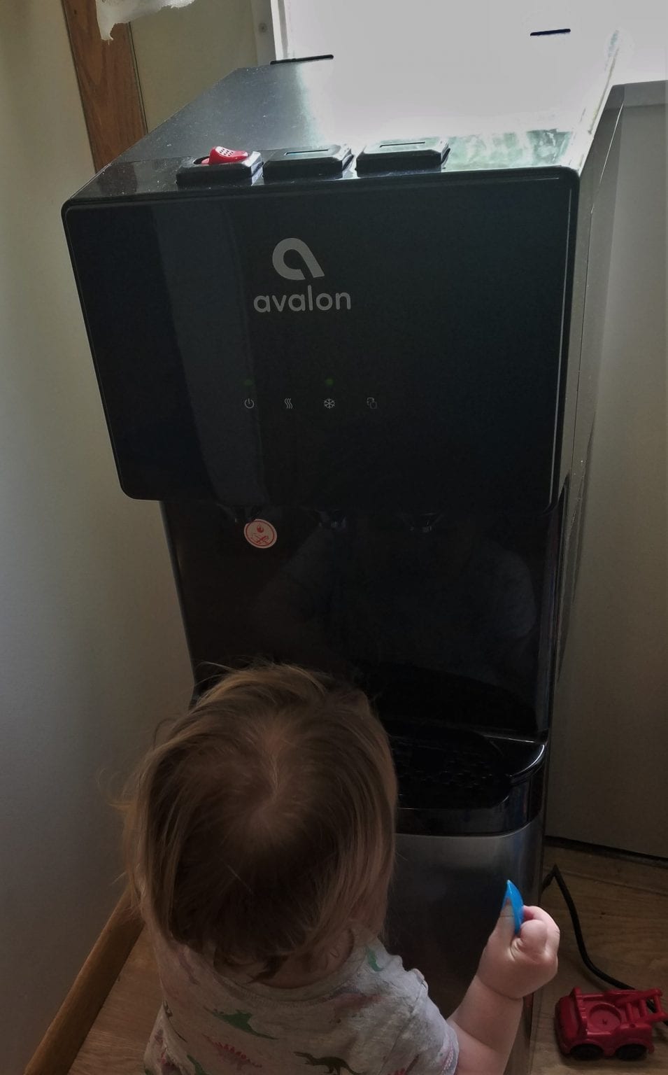 Avalon A4 Water Dispenser Review • My Mom's a Nerd